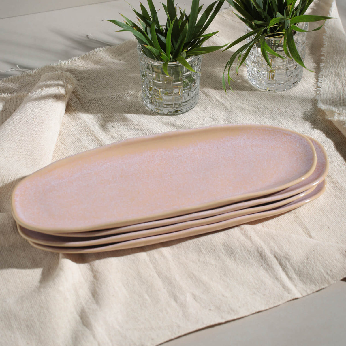 Porto Brasil LITCHI SHALLOW OVAL PR LARGE ORGANIC STONEWARE dia. 14.17x5.12" SKU: '14214109201