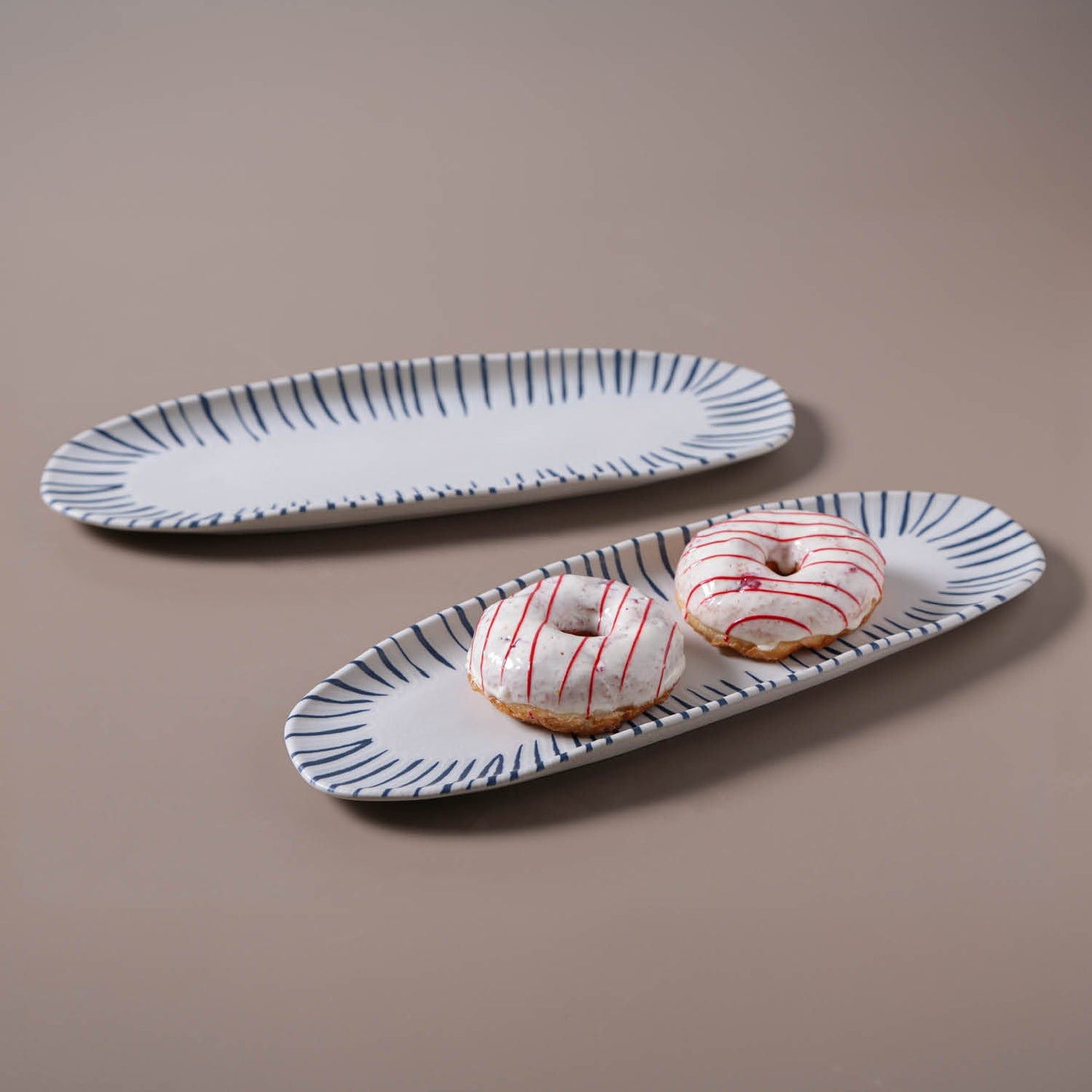 Porto Brasil ELEMENTO SHALLOW OVAL PR LARGE ORGANIC STONEWARE dia. 14.17x5.12" SKU: '1421493101