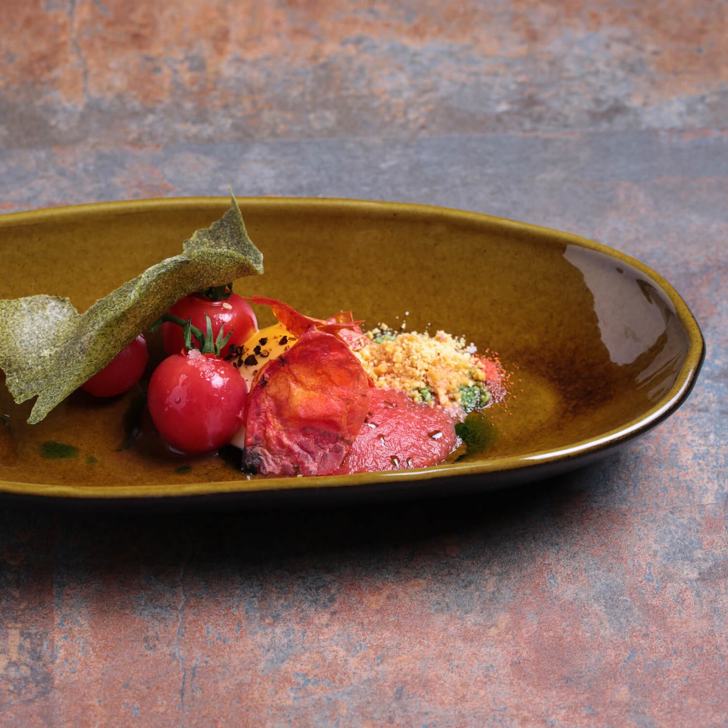 Porto Brasil AMBER DEEP OVAL PR LARGE ORGANIC STONEWARE dia. 12.6x6.3" SKU: '1441477101