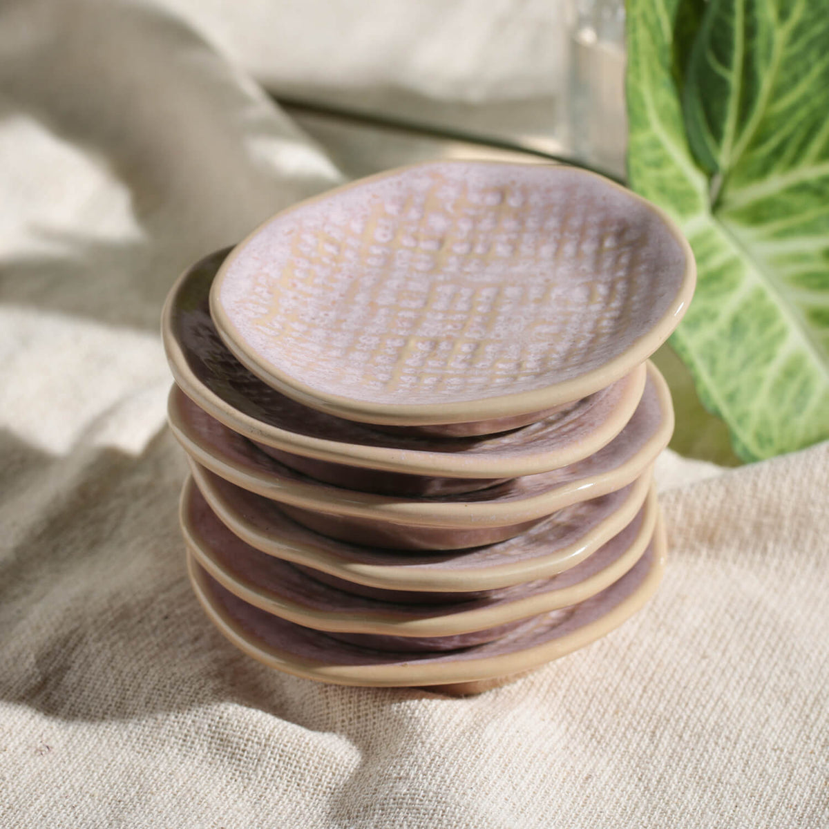 Porto Brasil LITCHI RAMEKIN JUTA STONEWARE dia. 4.33x0.87" SKU: '14664109201