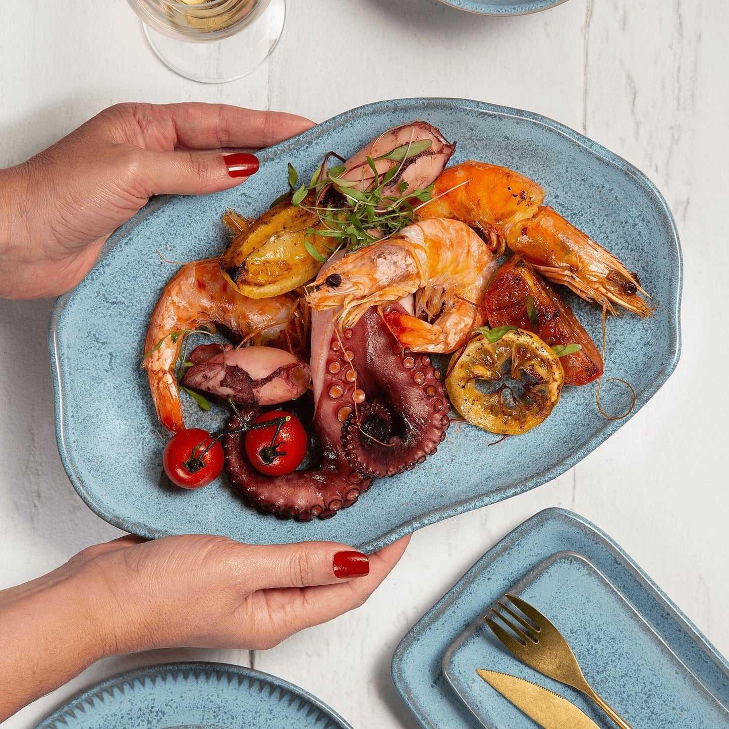 Porto Brasil BREEZE SHALLOW OVAL PR MEDIUM BIO STONEWARE dia. 11.81x7.87" SKU: '14831109001