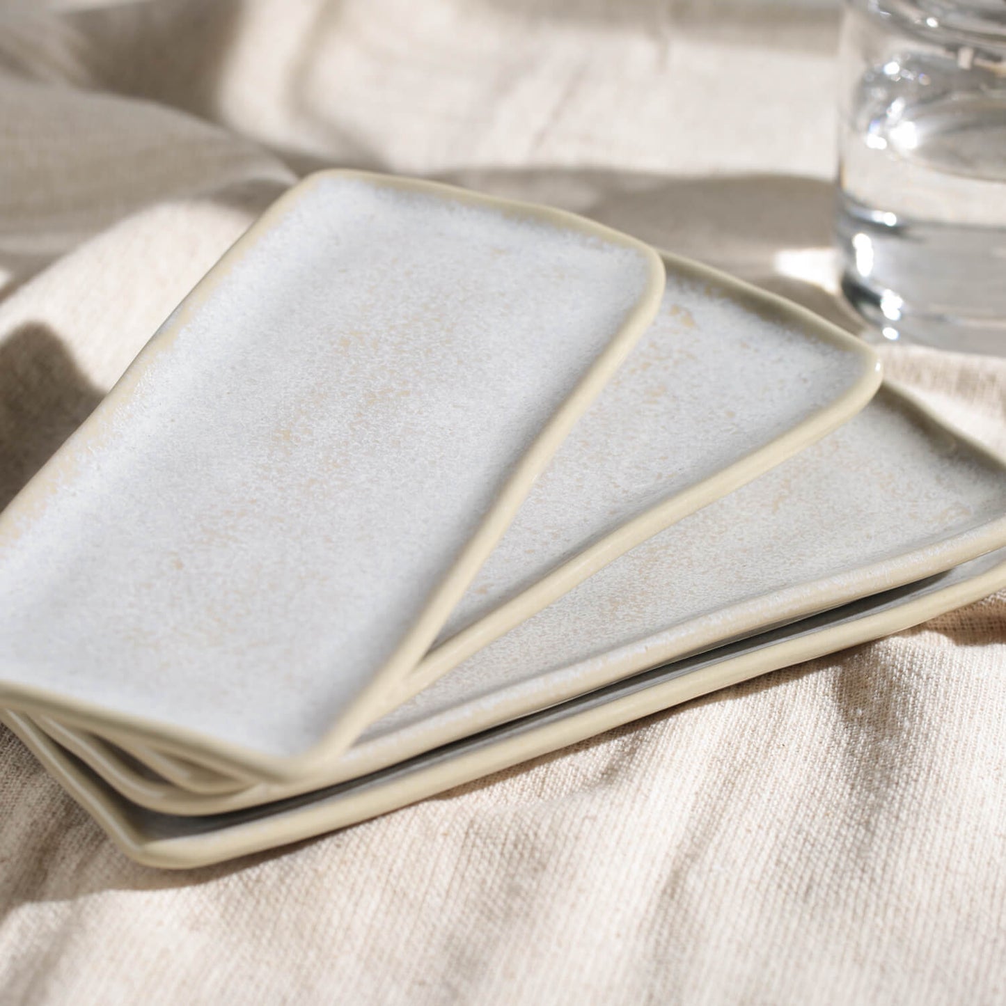 Porto Brasil LATTE RECTANGULAR PR ORGANIC STONEWARE dia. 8.66x3.74" SKU: '15014108501