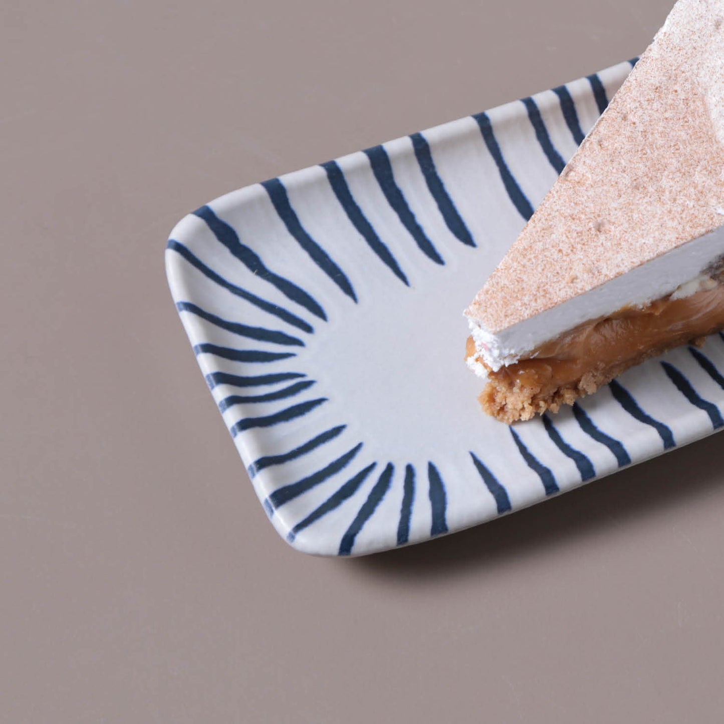 Porto Brasil ELEMENTO RECTANGULAR PR ORGANIC STONEWARE dia. 8.66x3.74" SKU: '1501493101