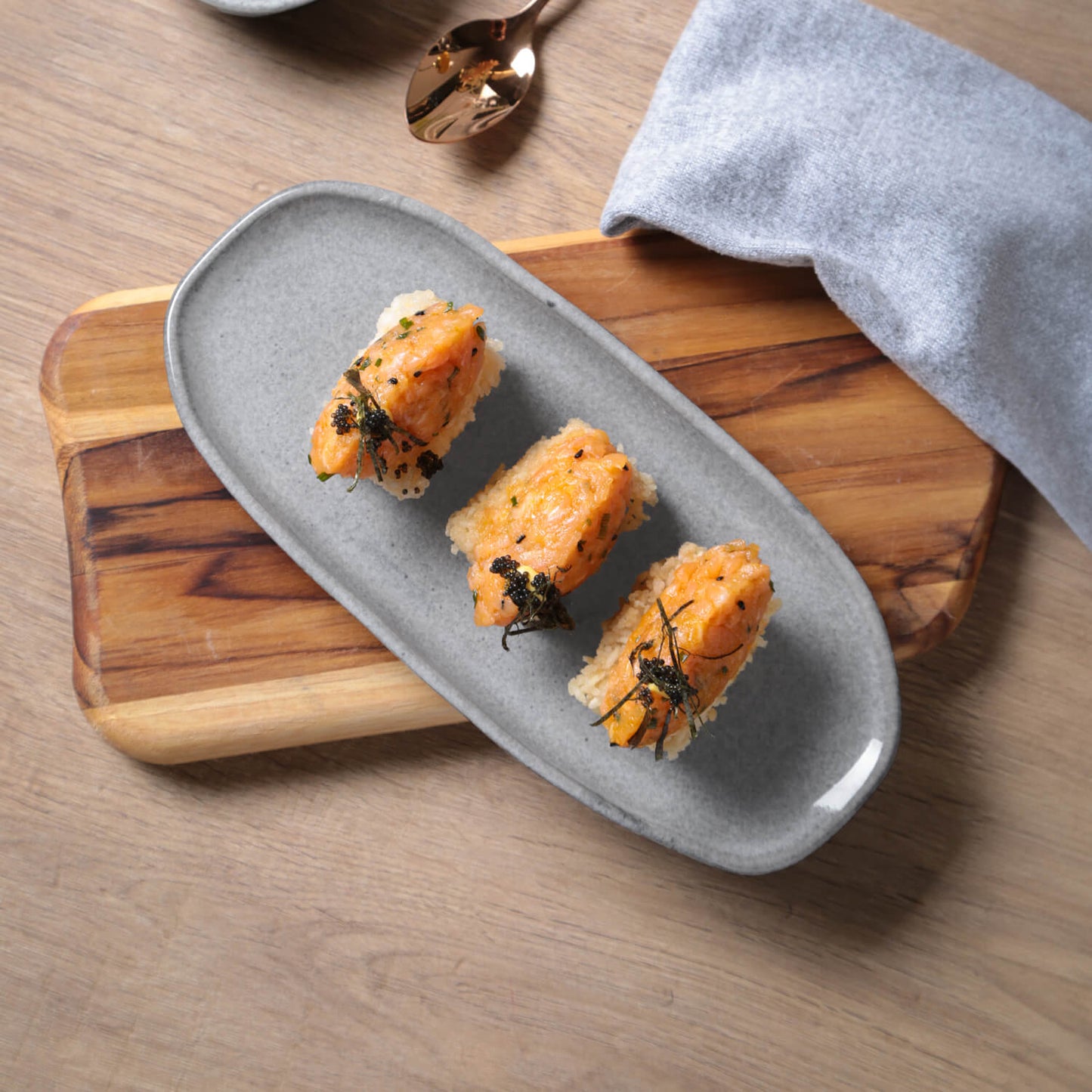 Porto Brasil DUST SHALLOW OVAL PR ORGANIC STONEWARE dia. 9.06x4.33"  SKU: '15114115801