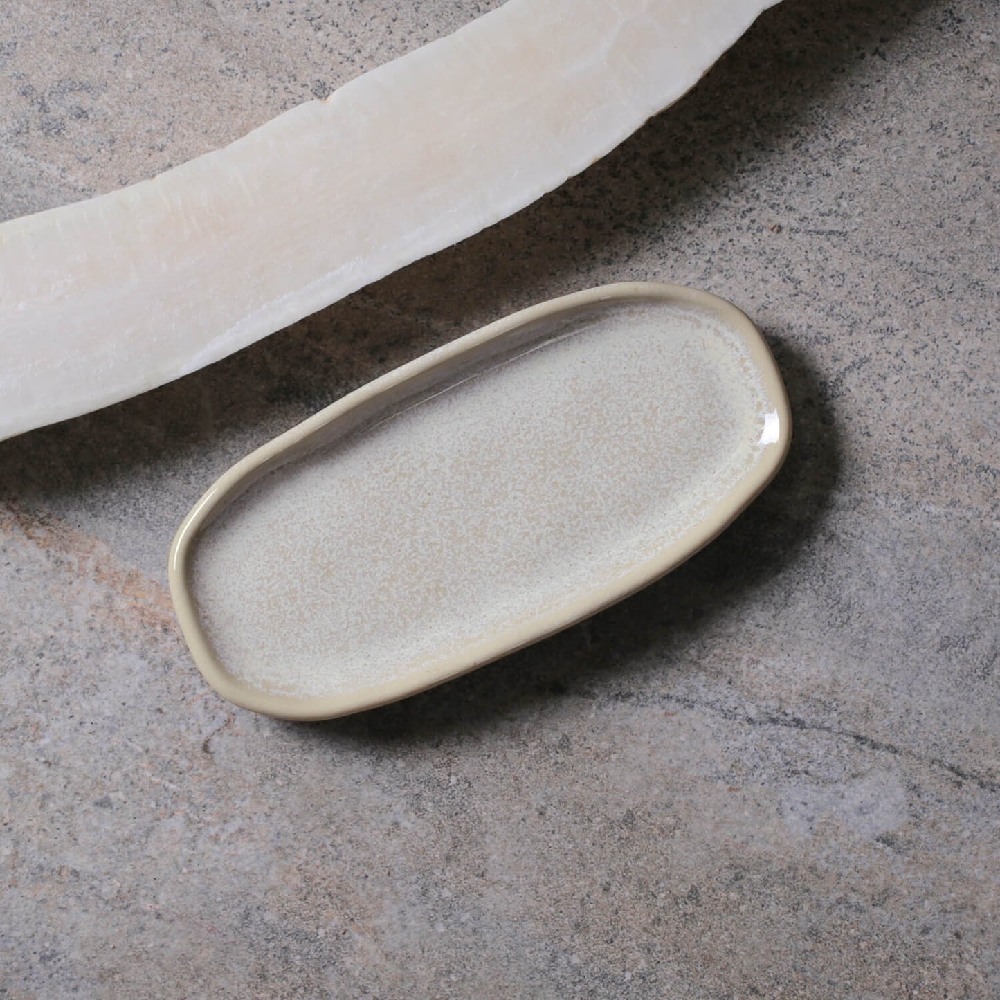 Porto Brasil LATTE SHALLOW OVAL PR ORGANIC STONEWARE dia. 6.5x3.15" SKU: '15214108501