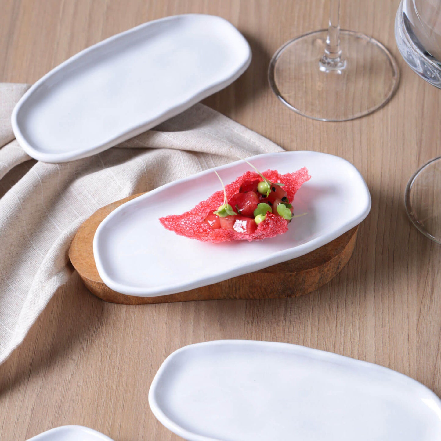 Porto Brasil NEW WHITE SHALLOW OVAL PR ORGANIC STONEWARE dia. 6.5x3.15" SKU: '15214119801