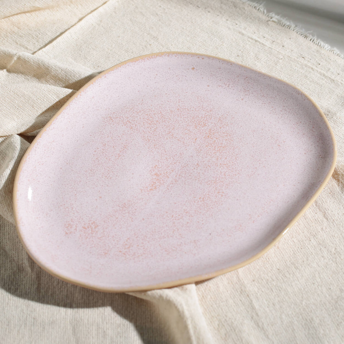Porto Brasil LITCHI OVAL DINNER PLATE ORGANIC STONEWARE dia. 12.2" SKU: '15314109201