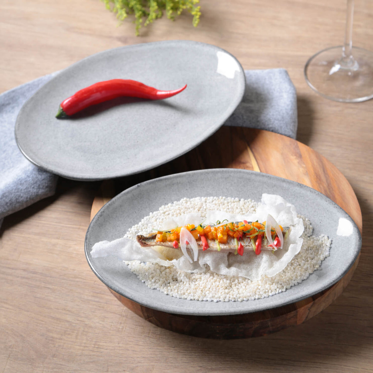 Porto Brasil DUST OVAL DESSERT PLATE ORGANIC STONEWARE dia. 8.86" SKU: '15414115801