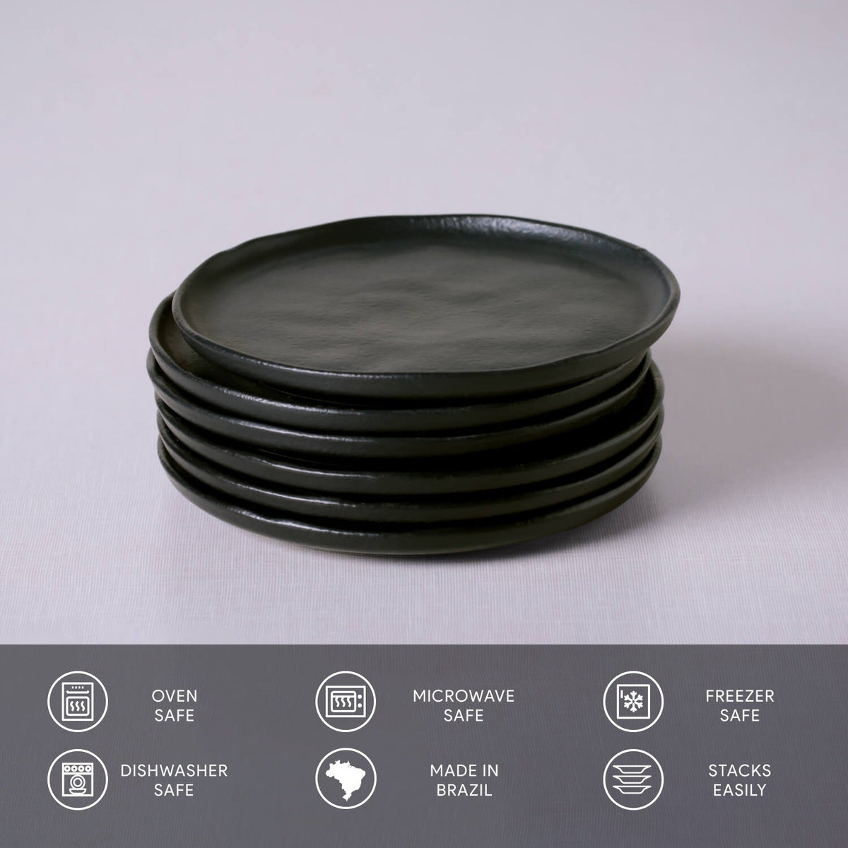 Porto Brasil MATTE BLACK BREAD PLATE STONEWARE dia. 6.1x0.63" SKU: '1593173901