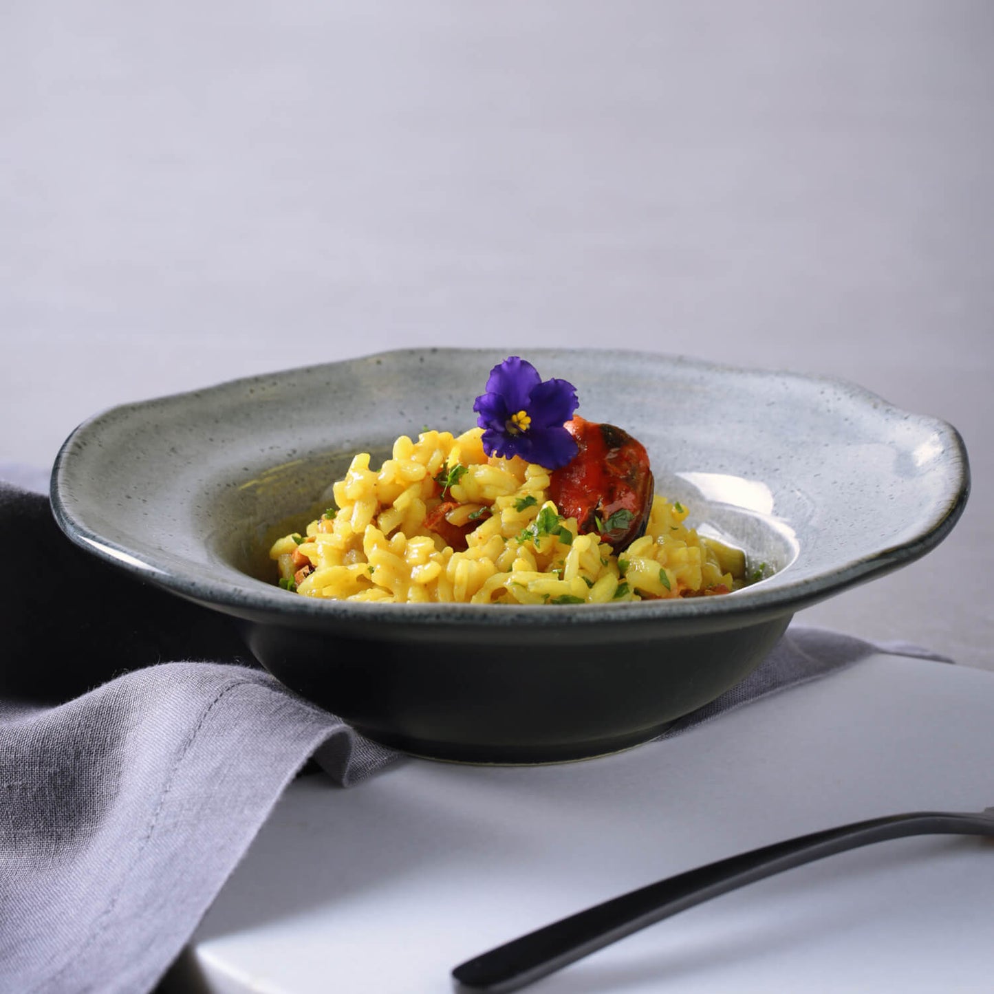 Porto Brasil DUST DEEP RIM PLATE  STONEWARE dia. 7.48x2.17"  SKU: '16014115801