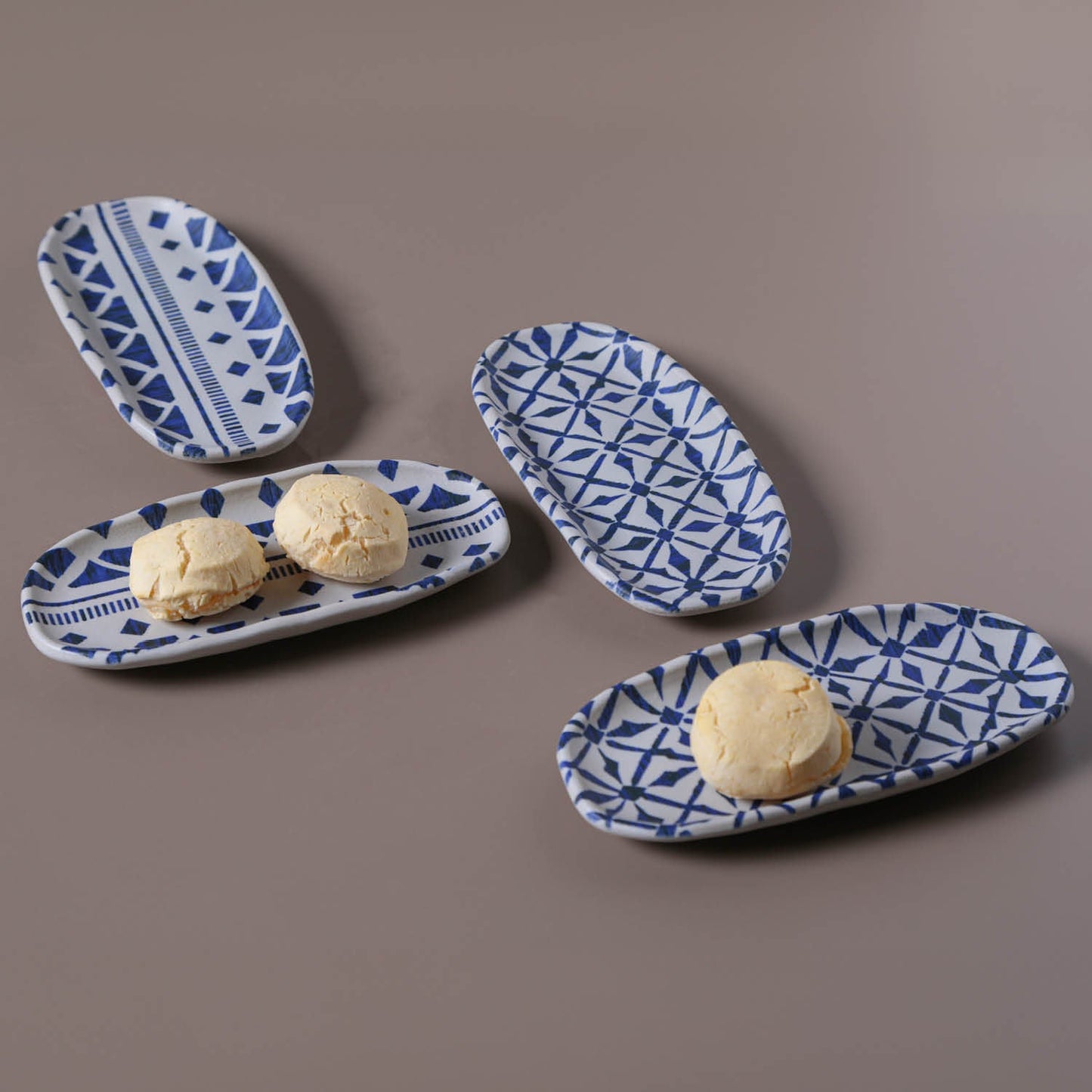 Porto Brasil MAYA SHALLOW OVAL PR ORGANIC STONEWARE dia. 6.5x3.15" SET OF 2 DESIGNS SKU: '35214117901