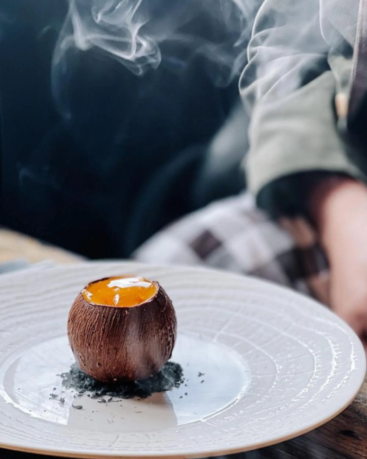 Revol ARBORESCENCE DEEP COUPE PLATE 27CM Ivory SKU: '653187