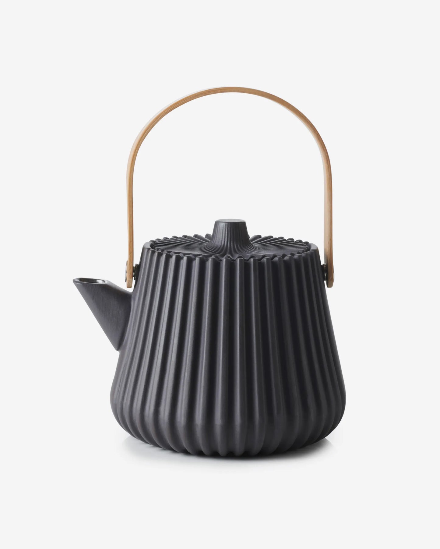 Revol PEKOE TEAPOT + INFUSER BASKET Black Smooth Dark Metal SKU: '653593