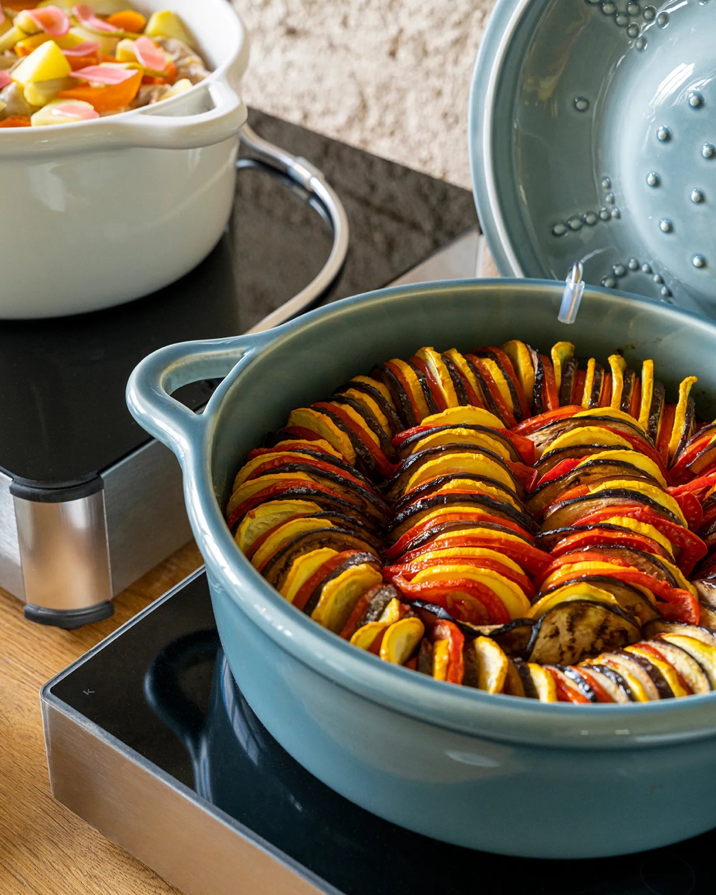 Revol BOMBANCE ROUND COCOTTE 22CM INDUCTION WITHOUT LID Cloud Grey Induction SKU: '660260