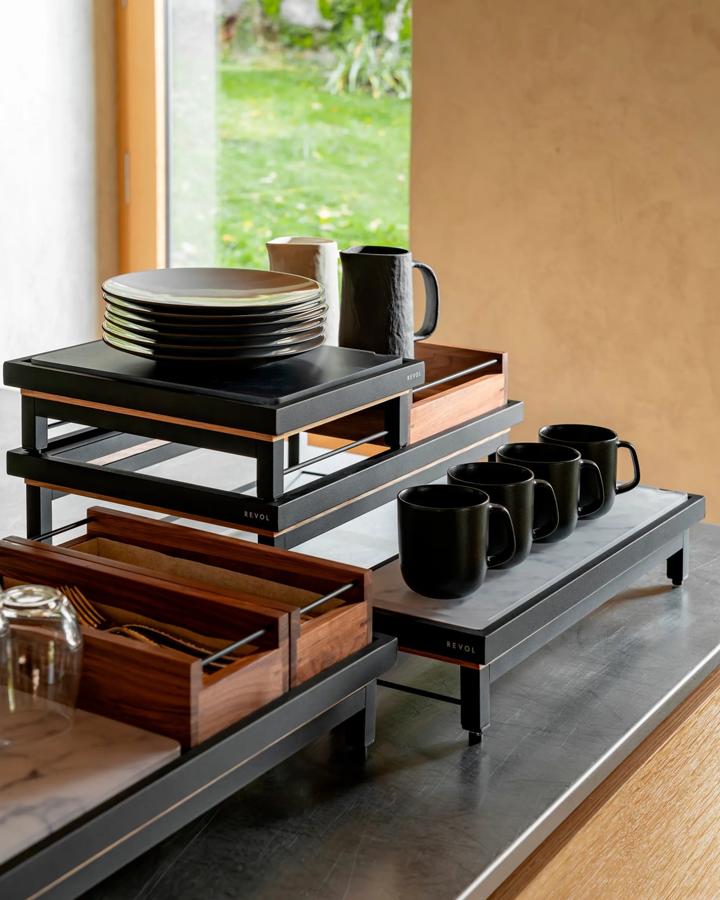 Revol EN SCENE TRAY GN 1/2 Nacryl black marble SKU: '660477