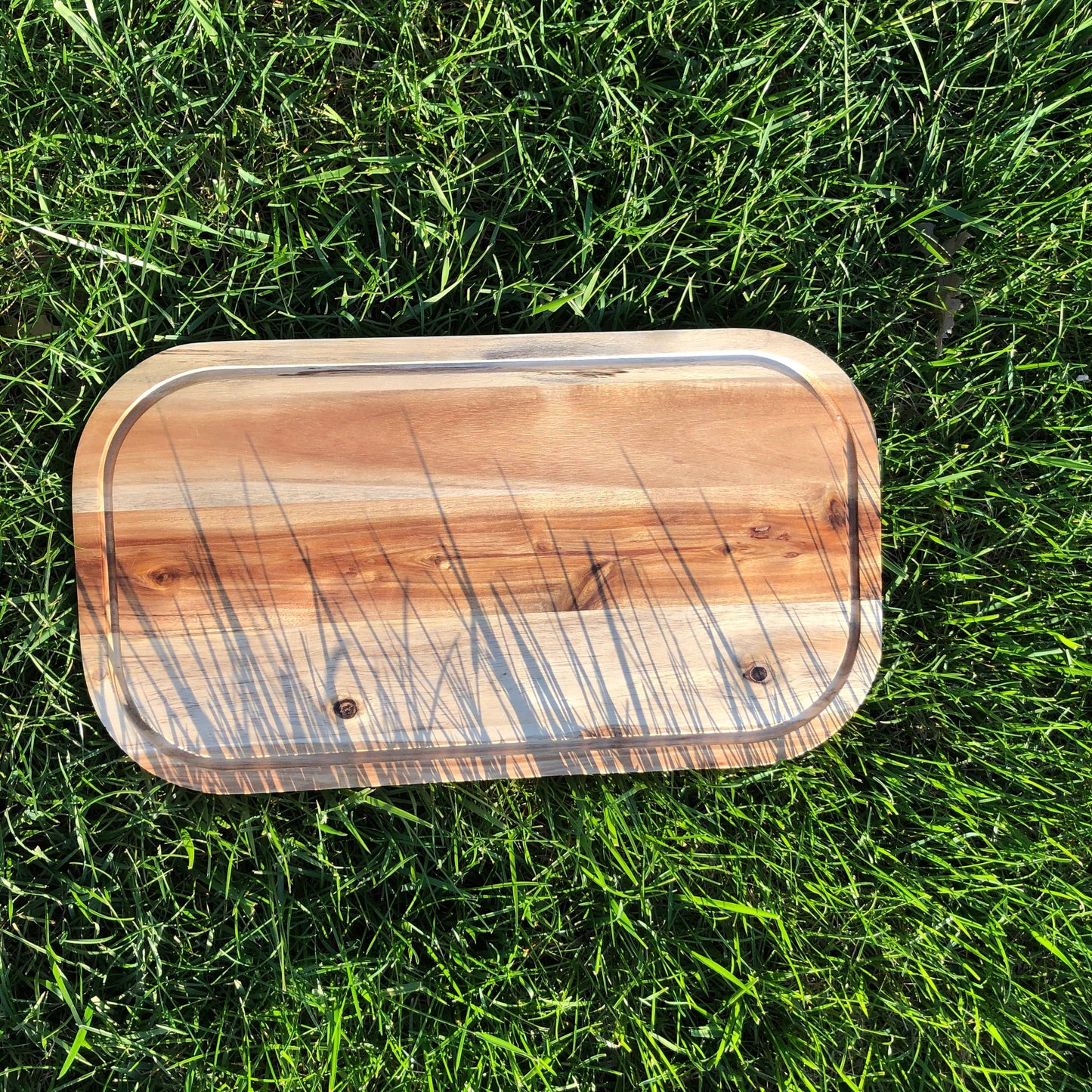 ZavisGreen Acacia Serving Rounded cutting board 18" X 10" SKU: ZG-660418