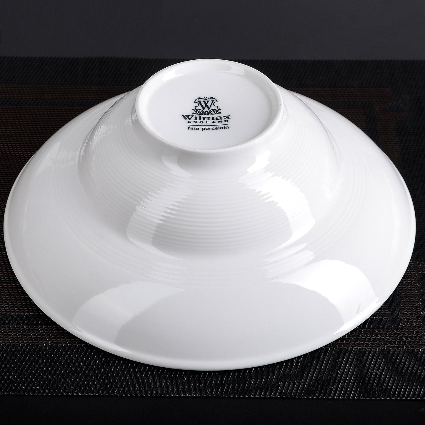 Wilmax Fine Porcelain Deep Plate 9.75" | 25 Cm 16 Fl Oz | 470 Ml SKU: WL-991272/A