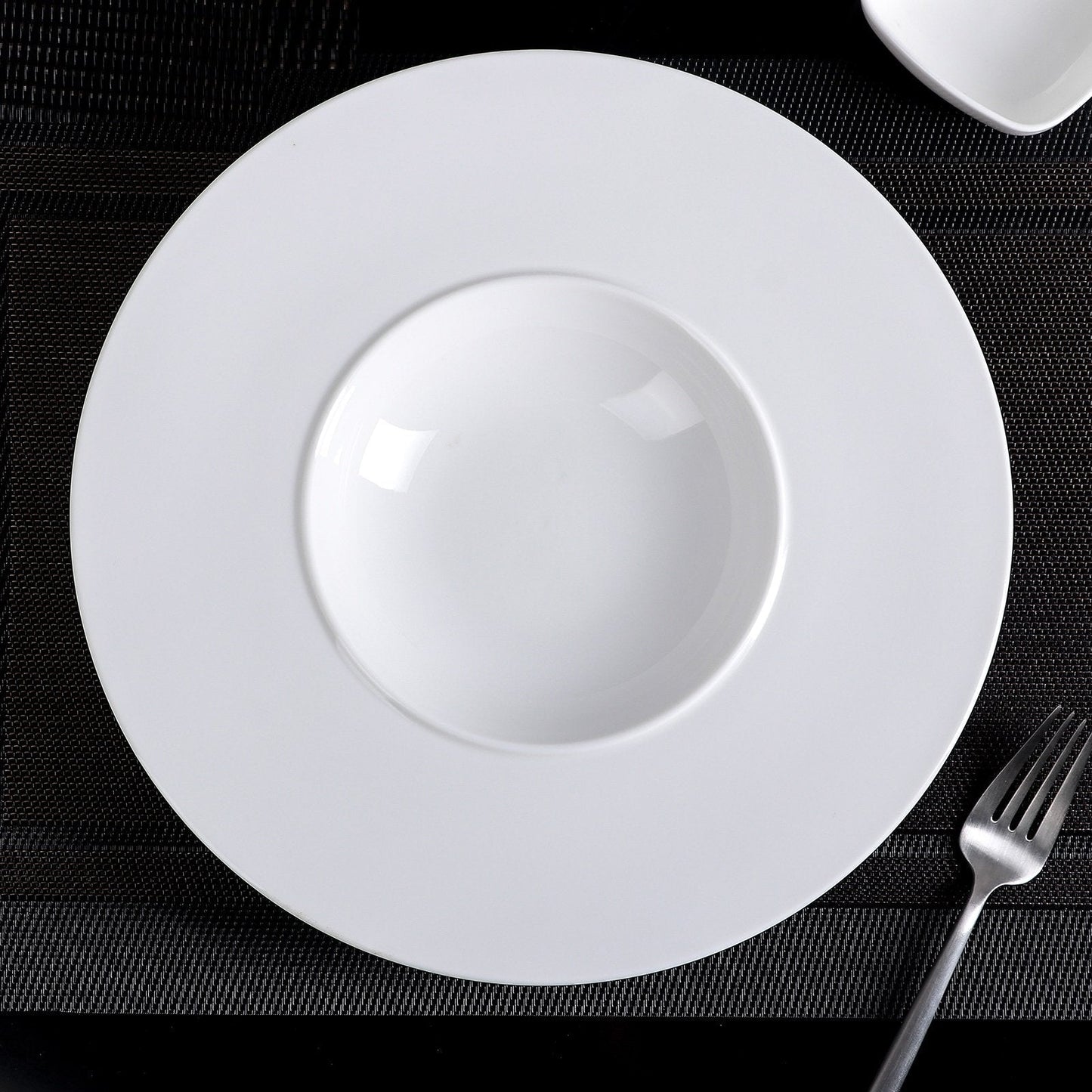 Wilmax Fine Porcelain Deep Plate 11" | 28 Cm 9 Fl Oz | 280 Ml SKU: WL-991271/A