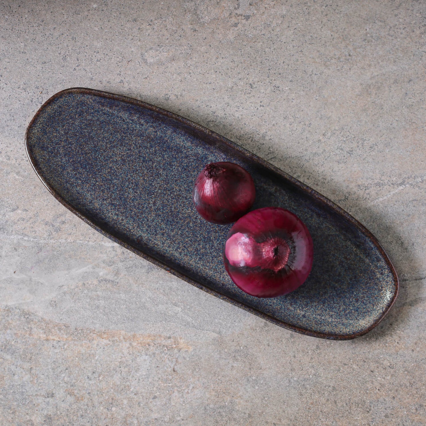 Porto Brasil TITANIUM SHALLOW OVAL PR LARGE ORGANIC STONEWARE dia. 14.17x5.12"  SKU: '14214109401