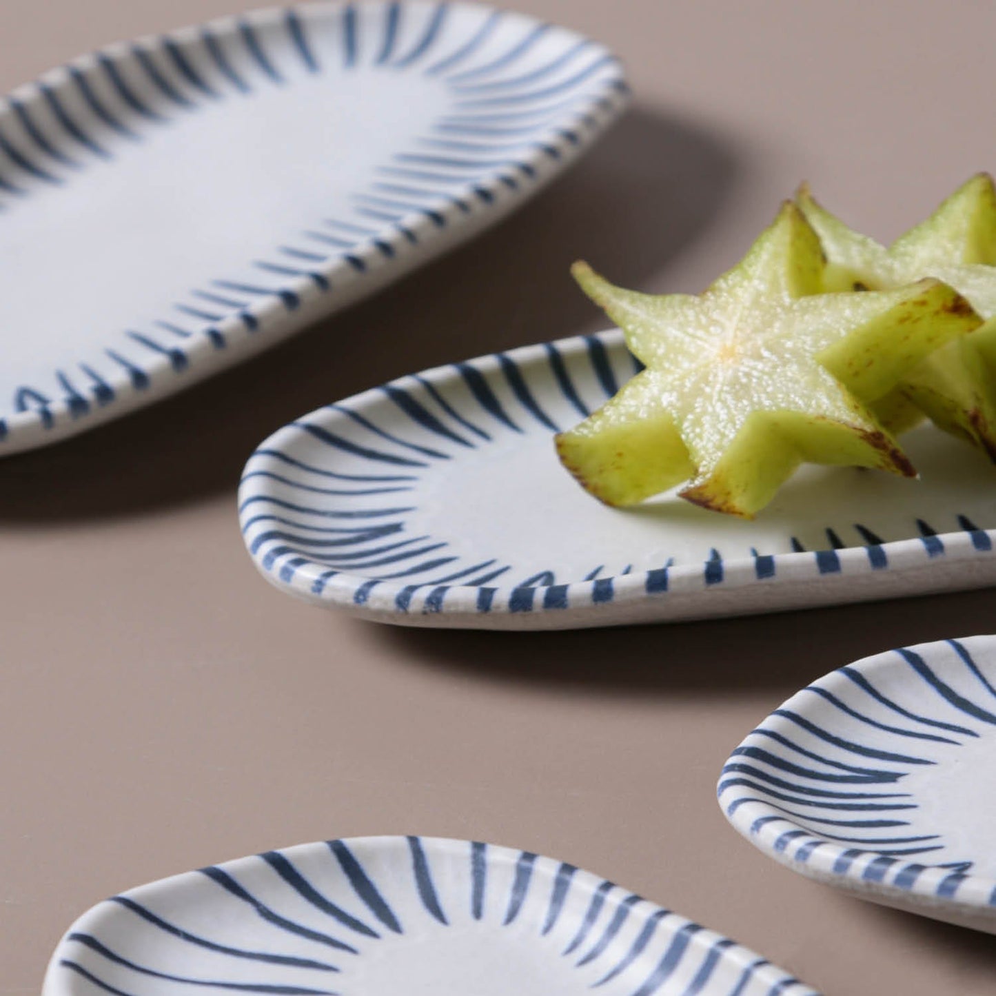 Porto Brasil ELEMENTO SHALLOW OVAL PR ORGANIC STONEWARE dia. 6.5x3.15"  SKU: '1521493101