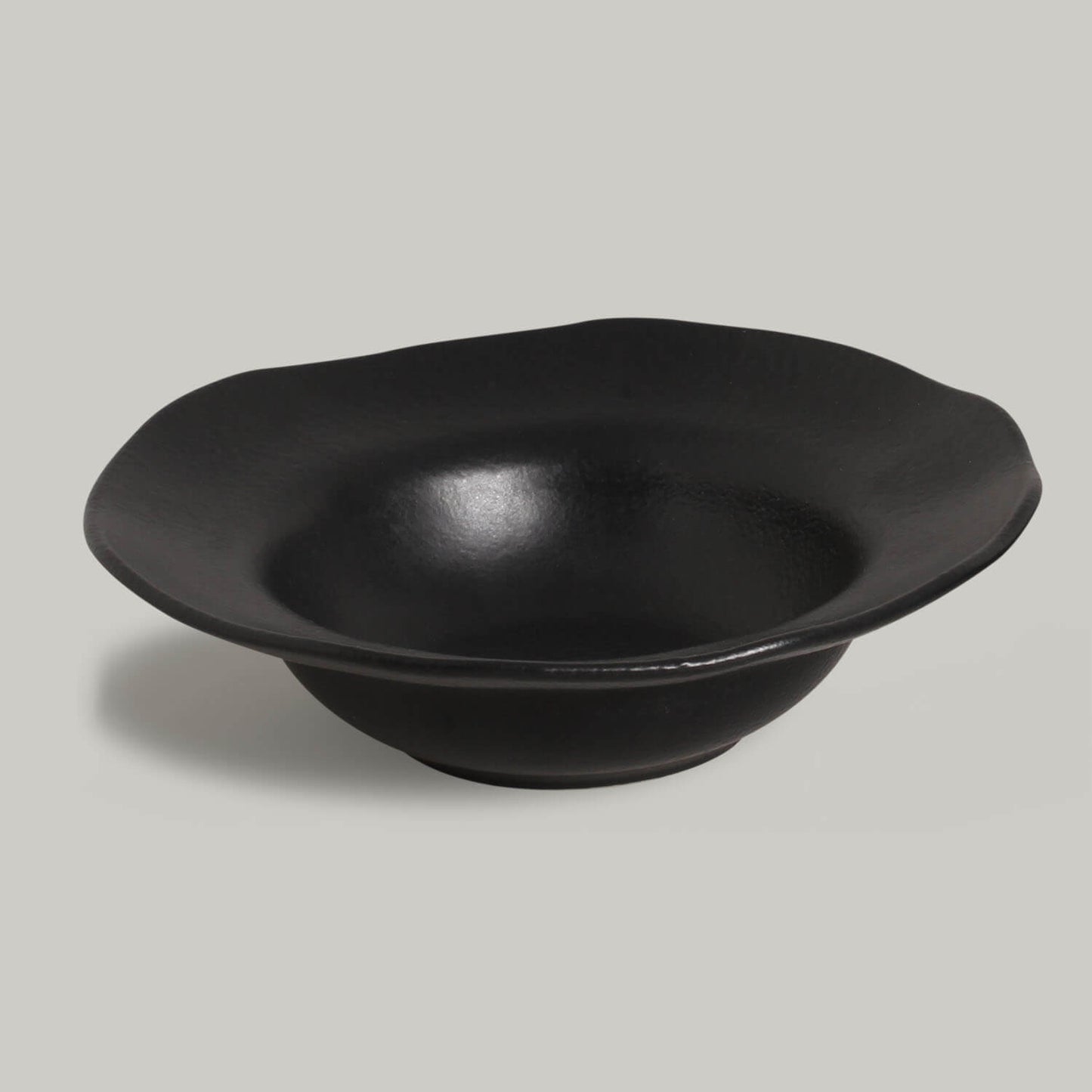 Porto Brasil MATTE BLACK DEEP RIM PLATE  STONEWARE dia. 7.48x2.17"  SKU: '1601473901