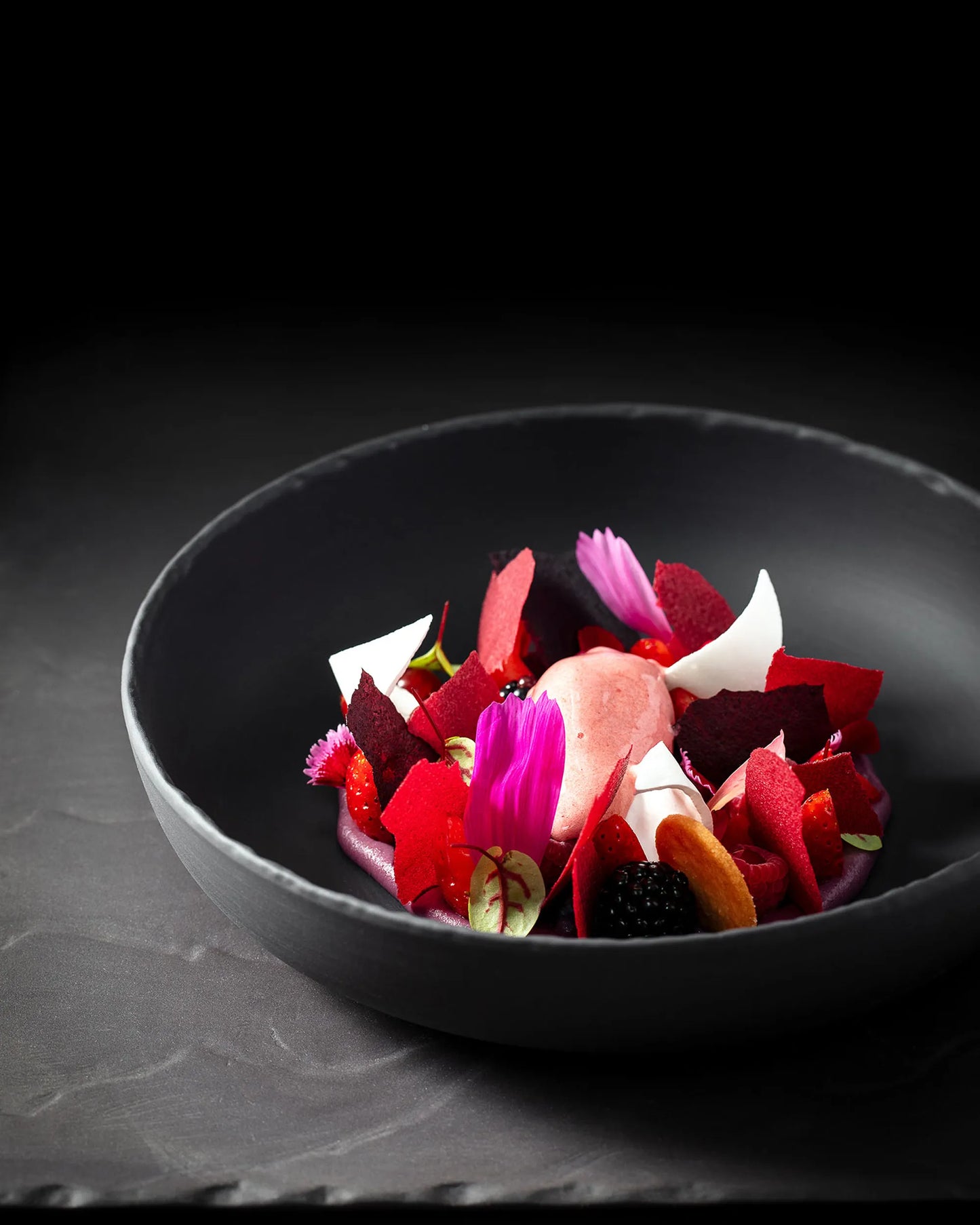 Revol BASALT GOURMET PLATE 17CM Matt slate style SKU: '642496