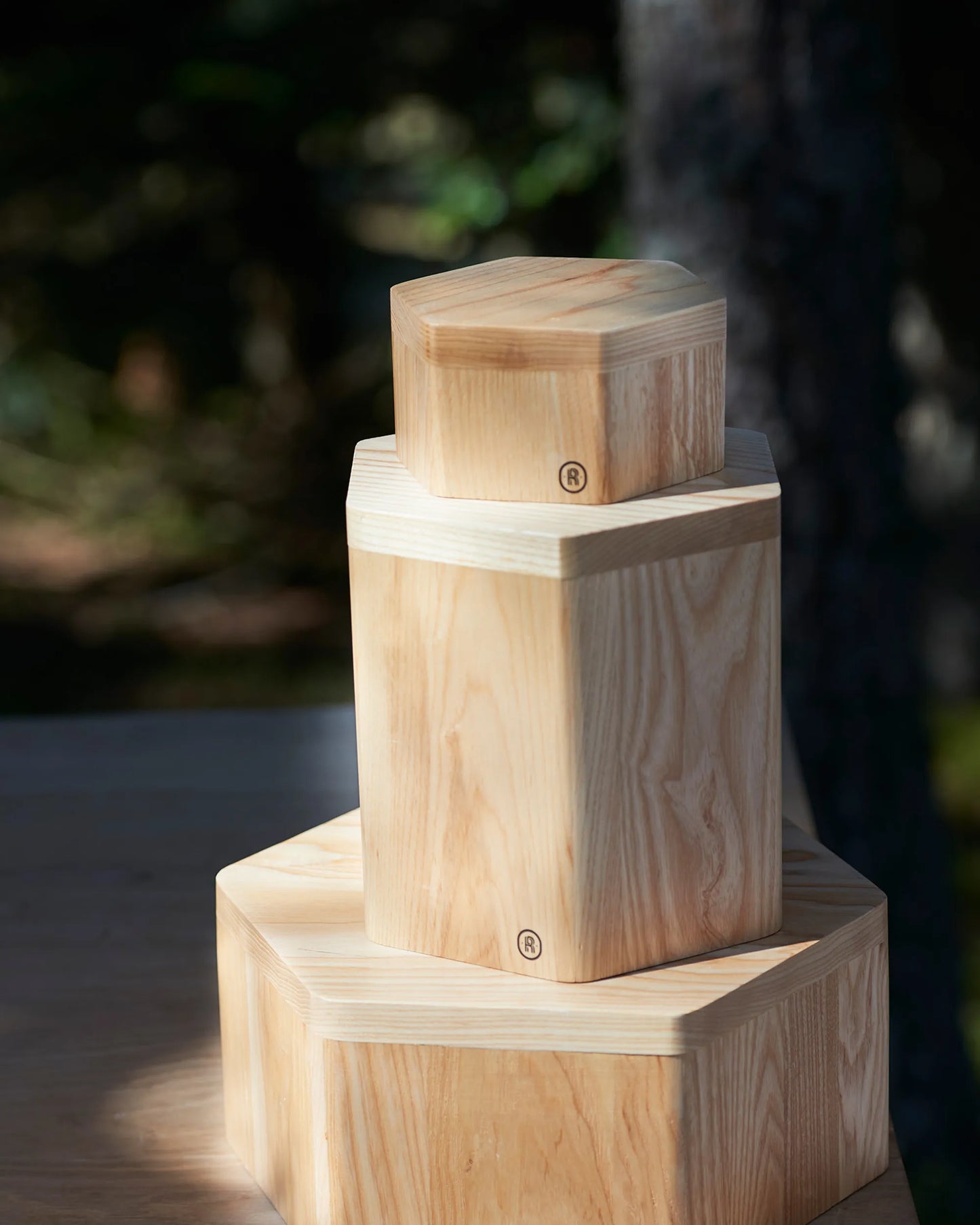 Revol INSPIRED, BY REVOL SET OF 3 DISPLAY RISERS Ash wood SKU: '650678