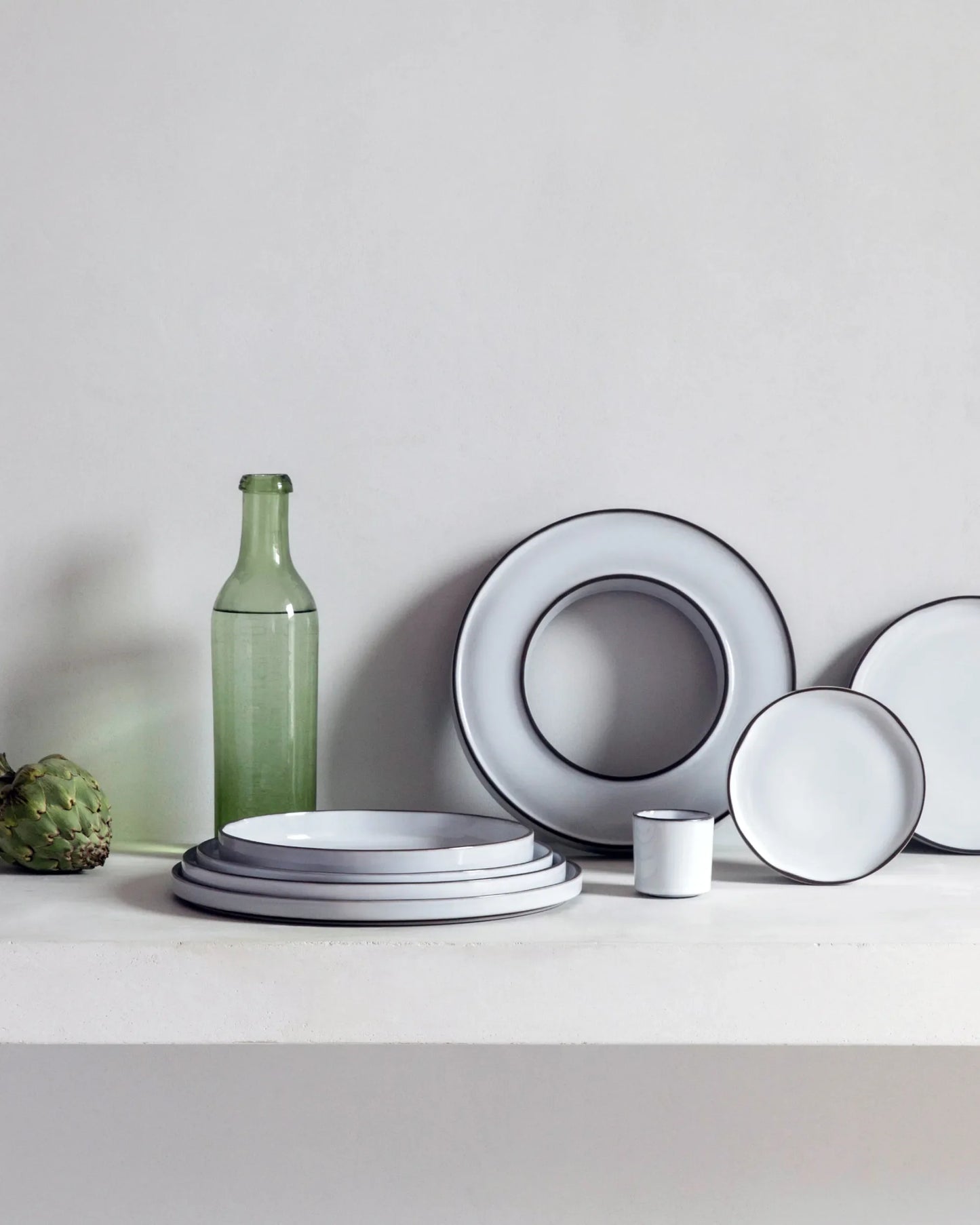 Revol CARACTERE GOURMET PLATE 23CM White Cumulus SKU: '652743