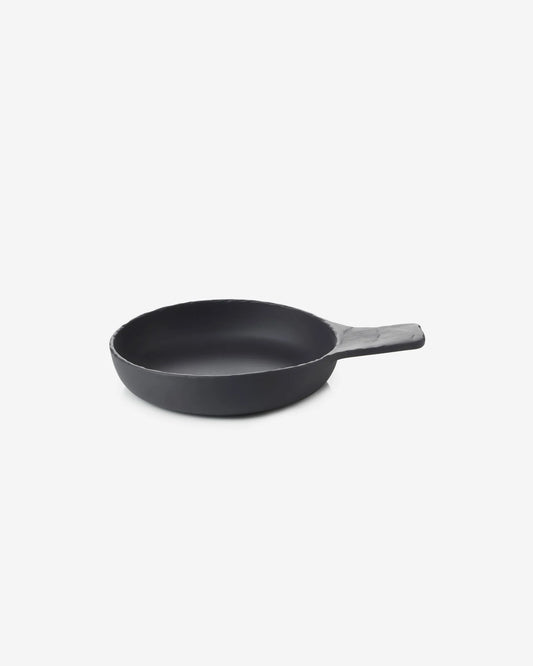 HANDLED DISH 18CM