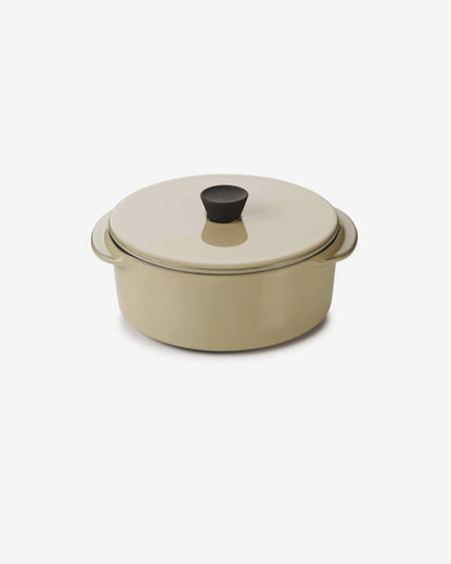 Revol CARACTERE CULINAIRE COCOTTE WITH LID 25CL Nutmeg SKU: '654575