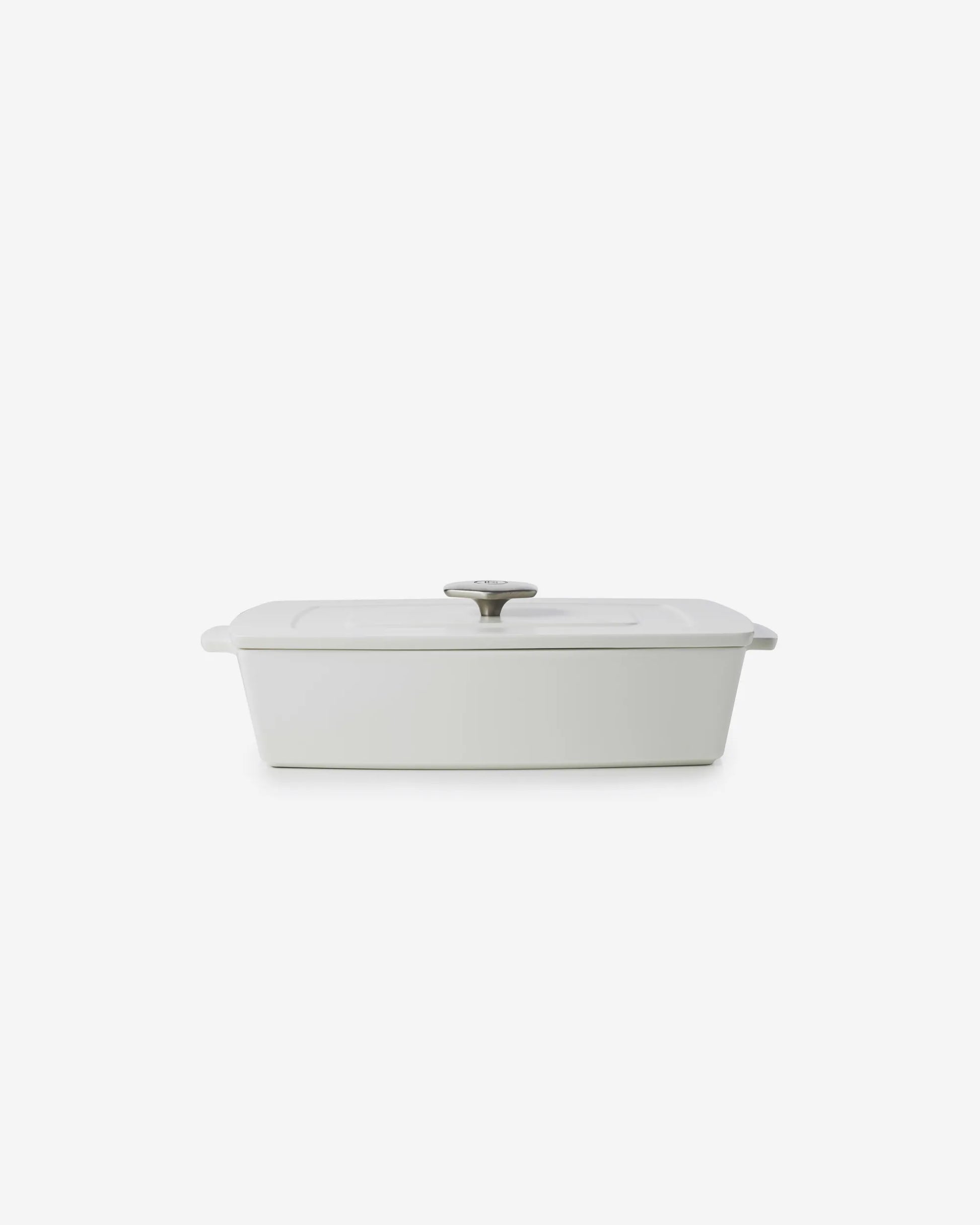 Revol REVOLUTION 2 RECT DISH WITH LID 30CM RVLT Satin-white Revol REVOLUTION 2 RECT DISH WITH LID 30CM RVLT Satin-white