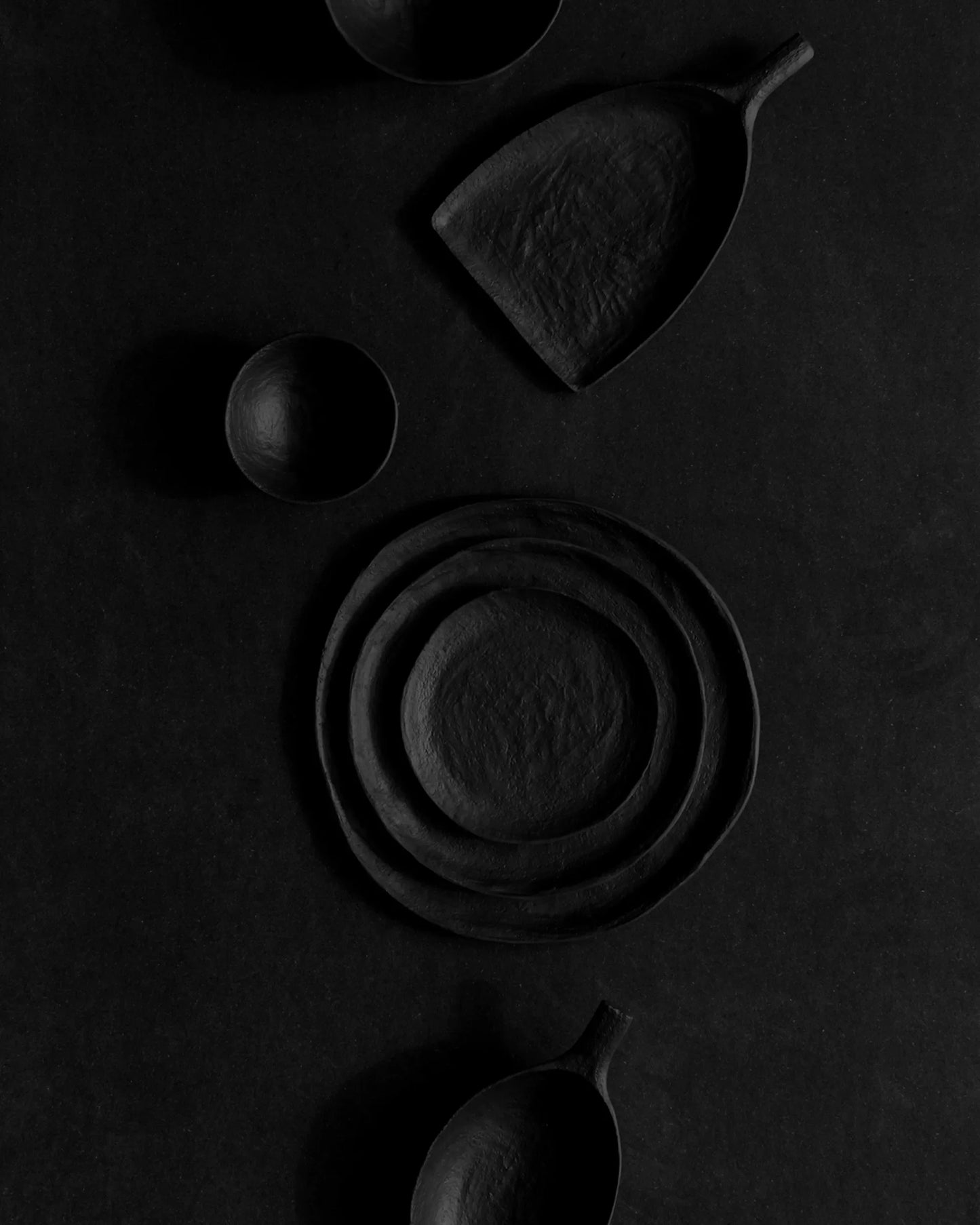 Revol  YLI POD SERVING BOWL 33CM Matt slate style SKU: '656360