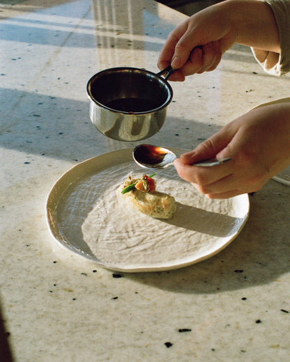 Revol  YLI DINNER PLATE 26,5CM Alabaster white SKU: '656382