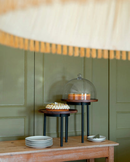 Revol EN SCENE ROUND RISER M Black metal SKU: '660295