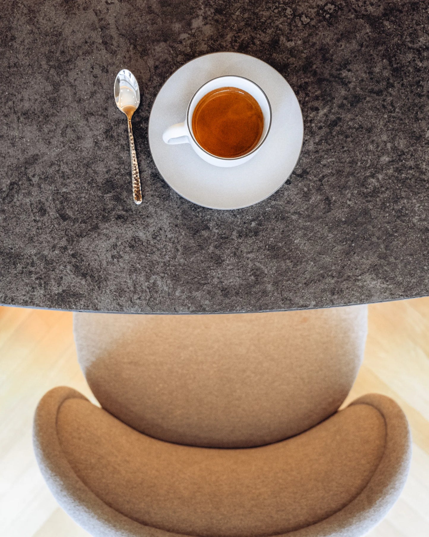 Revol EQUINOXE OBLONG PLATE 24CM Cast iron style SKU: '660498