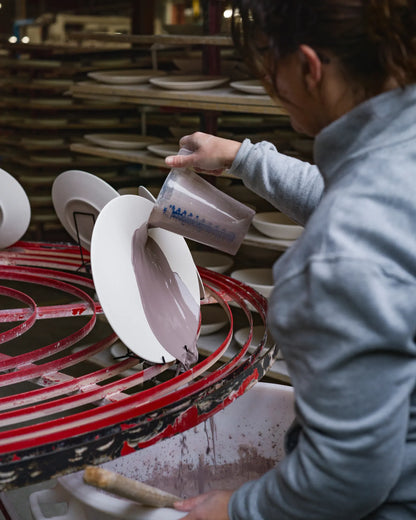 Revol CONFLUENCE DEEP COUPE PLATE 24CM Cognac Alabaster white SKU: '660906