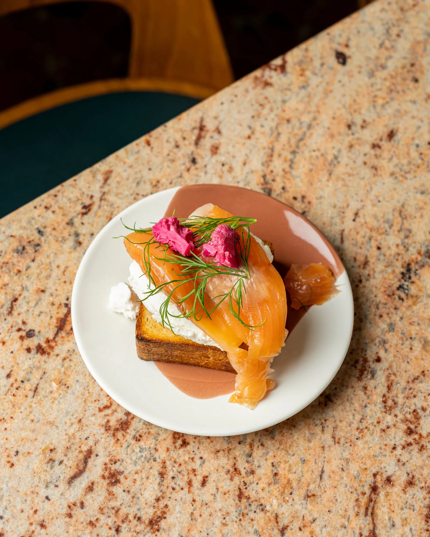 Revol CONFLUENCE DINNER PLATE 26CM Cognac Alabaster white SKU: '660916