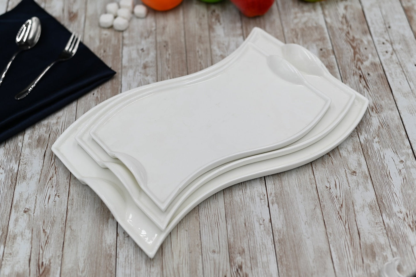 Wilmax Fine Porcelain Dish 14" | 36 Cm SKU: WL-992578/A